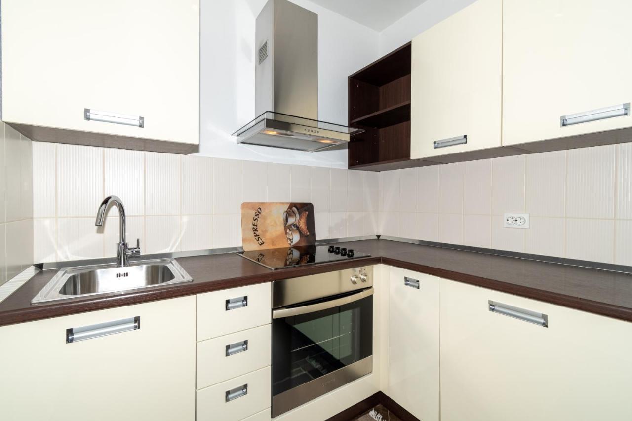 Trstenik Beach Apartment Split Luaran gambar